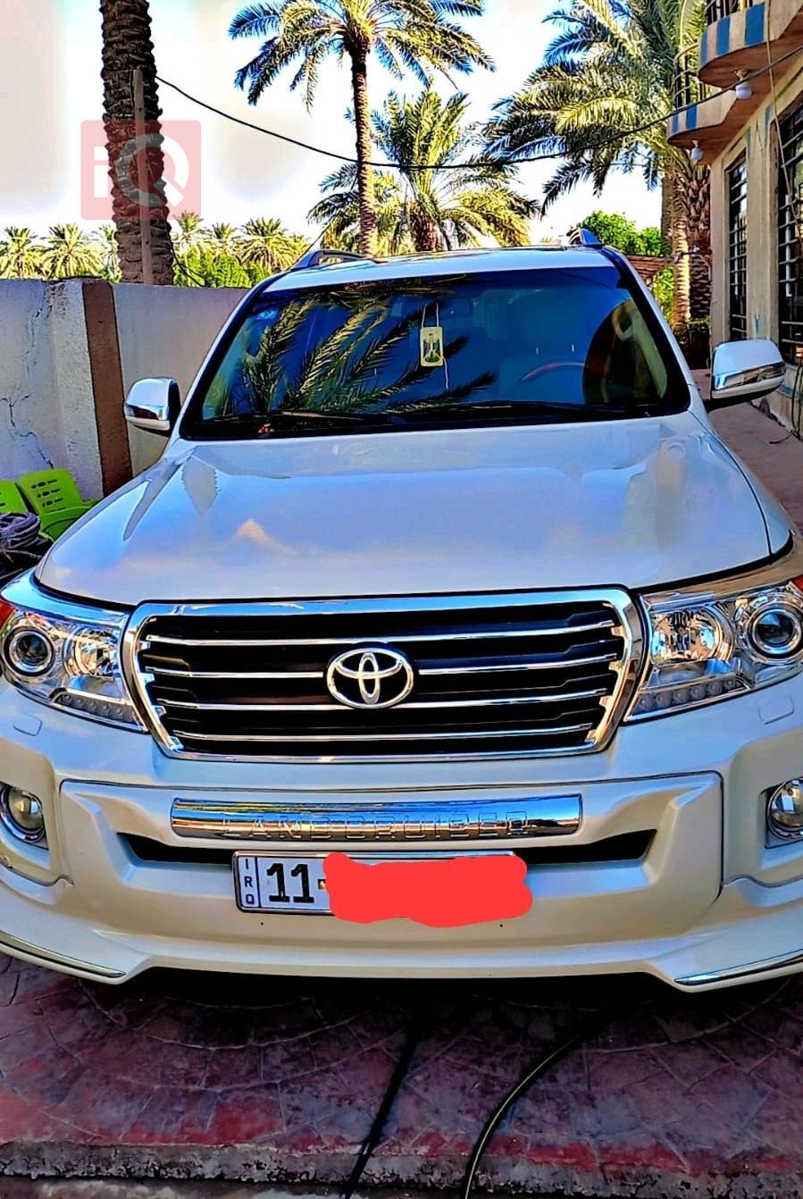 تويوتا لاندكروزر